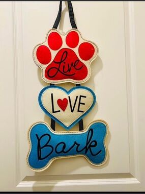 Red and Blue Live Love Bark Door Hanging Wall Decor